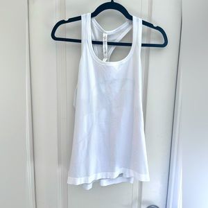 Lululemon women’s tank top - size 12